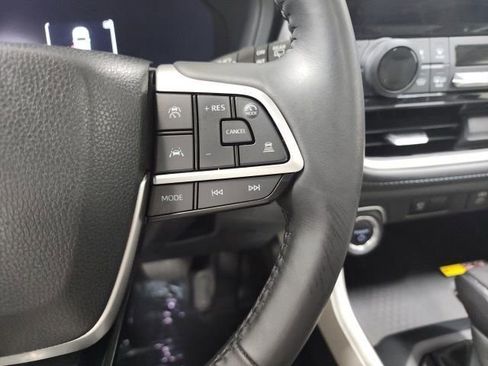 Used 2024 Toyota Grand Highlander AWD Hybrid image 31