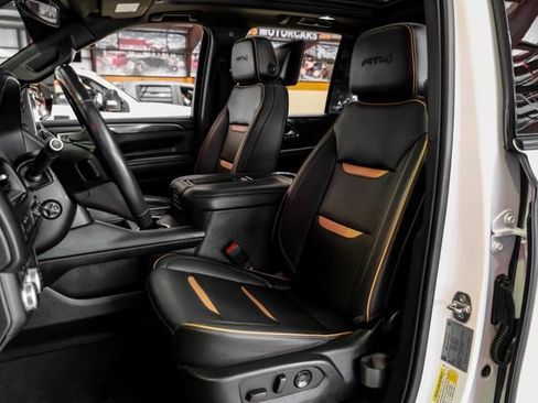 Used 2021 GMC Yukon AT4 w/ AT4 Premium Package AWD/4WD image 31
