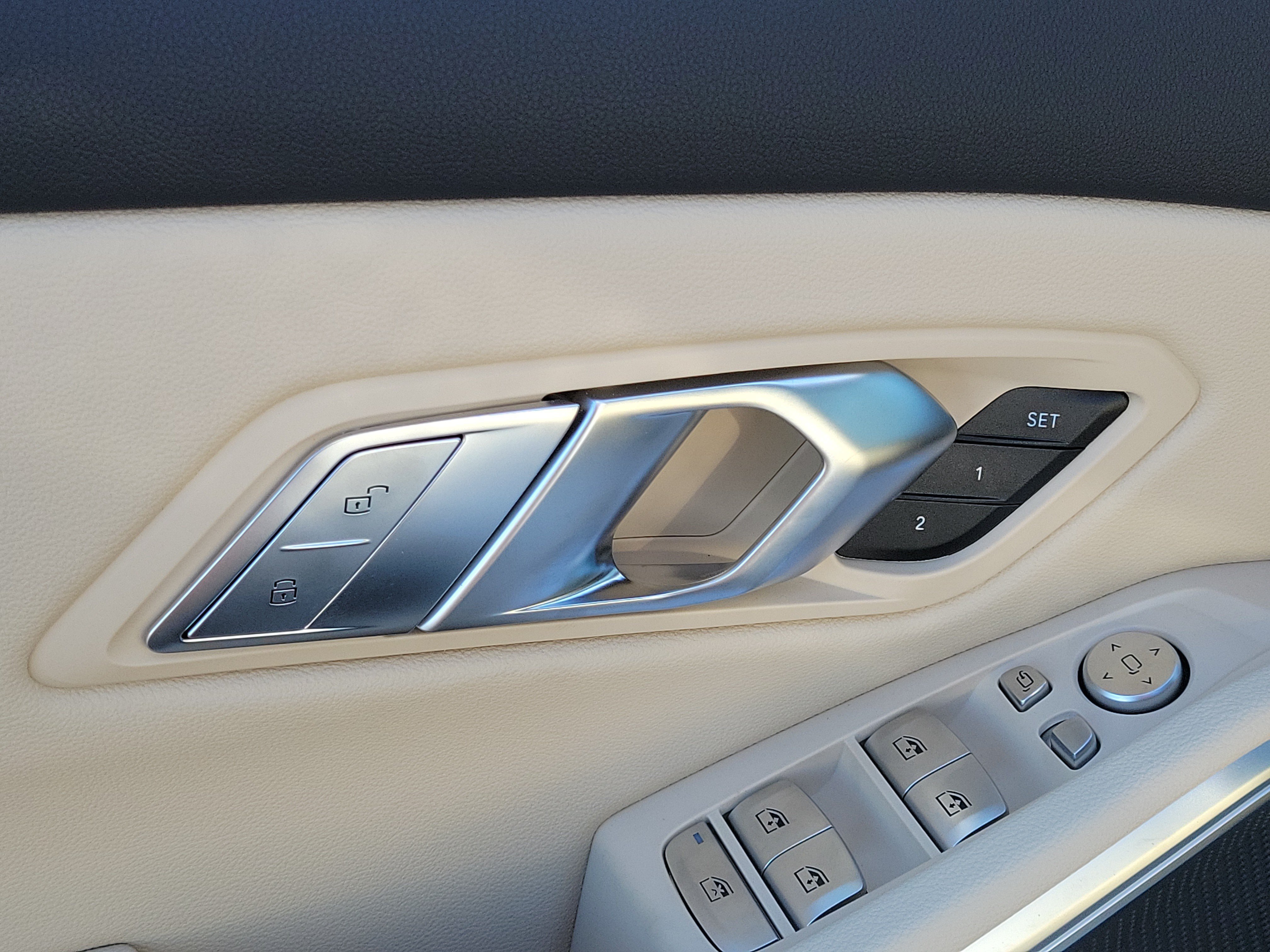 New 2026 BMW 330i Sedan w/ Convenience Package RWD image 14