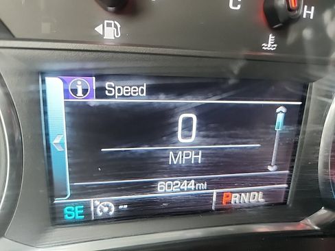 Used 2018 Chevrolet Equinox LT w/ Sun & Infotainment Package AWD/4WD image 16