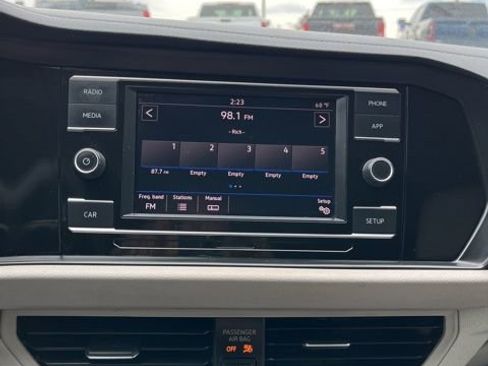 Used 2019 Volkswagen Jetta S w/ Driver Assistance Package FWD image 37