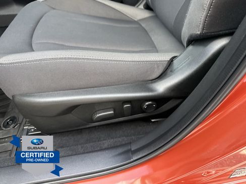 Used 2025 Subaru Crosstrek 2.5i Premium AWD/4WD image 19