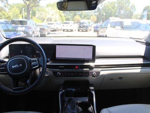Certified 2024 Kia Sorento EX w/ Panoramic Sunroof Package FWD image 25
