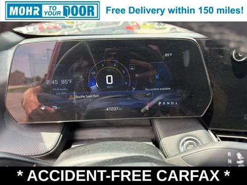Used 2025 Chevrolet Equinox LT w/ Safety and Technology Package FWD image 17