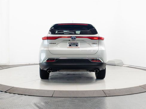Certified 2023 Toyota Venza Limited AWD/4WD image 10