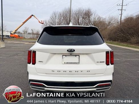 Used 2021 Kia Sorento SX image 4
