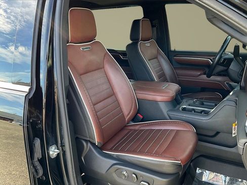 Used 2024 GMC Sierra 2500 Denali Ultimate image 7