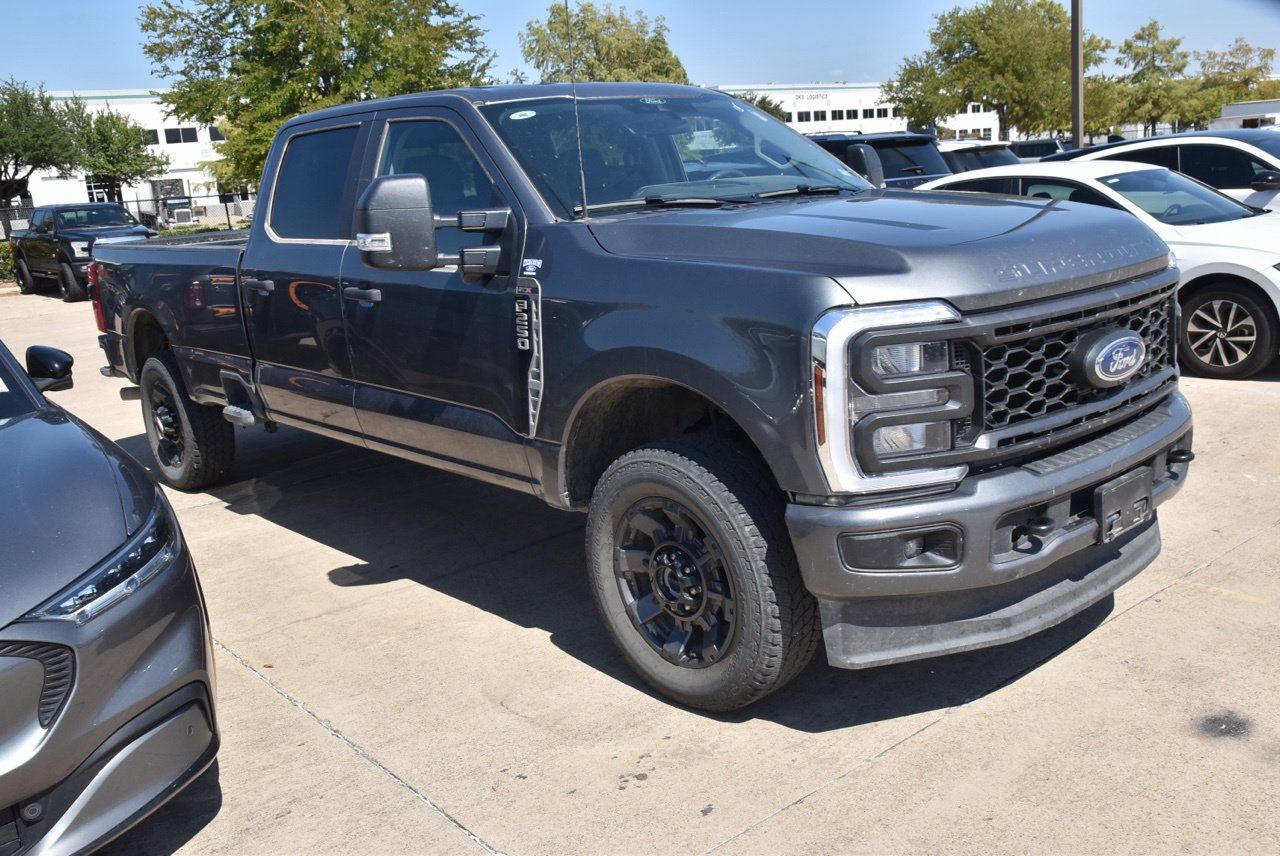 Used 2026 Ford F250 XL w/ STX Appearance Package AWD/4WD image 5