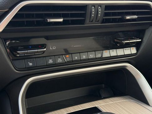 Used 2024 MAZDA CX-90 3.3 Turbo w/ Premium Package image 43