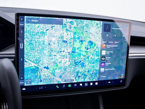 Used 2023 Tesla Model S Plaid AWD/4WD image 25