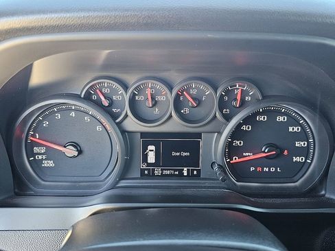 Used 2024 Chevrolet Silverado 1500 Custom image 37