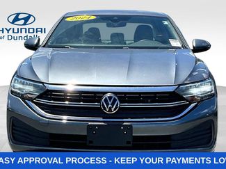 Used 2024 Volkswagen Jetta SE FWD video 1