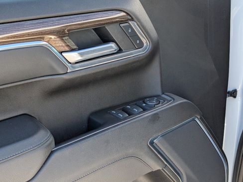 Used 2023 Chevrolet Silverado 1500 LT Trail Boss w/ Protection Package image 16