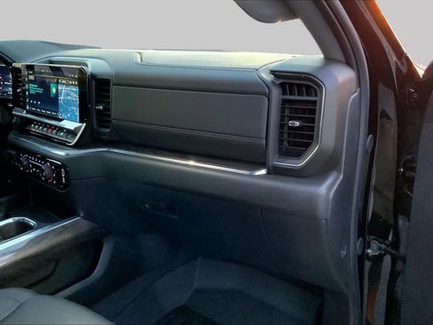 Used 2024 Chevrolet Silverado 1500 LTZ w/ LTZ Convenience Package II AWD/4WD image 16