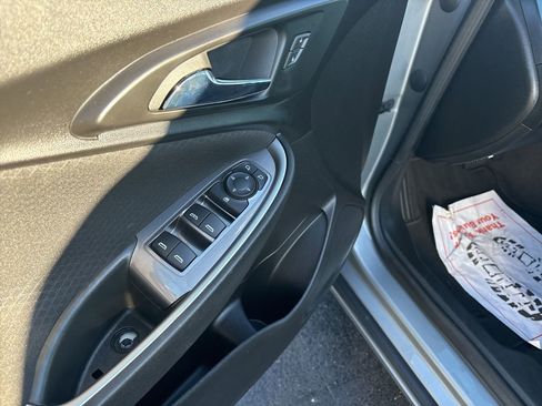 Used 2023 Chevrolet Malibu LT FWD image 14