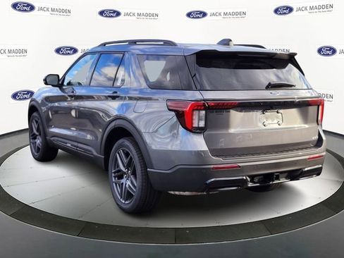 New 2026 Ford Explorer ST-Line w/ ST-Line Street Pack image 3