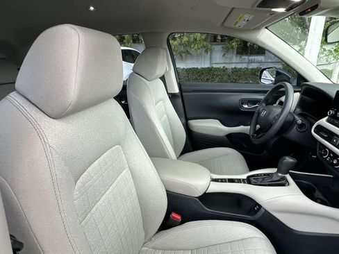 Used 2024 Honda HR-V LX image 13