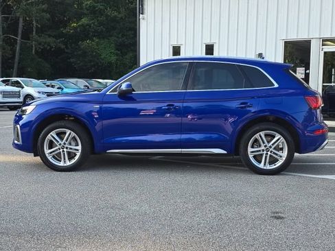 Used 2022 Audi Q5 e Premium Plus AWD/4WD image 2