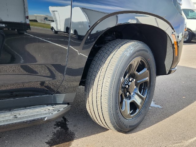 New 2025 Chevrolet Tahoe 4WD image 13