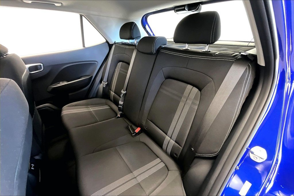 Used 2024 Hyundai Venue SEL FWD image 27