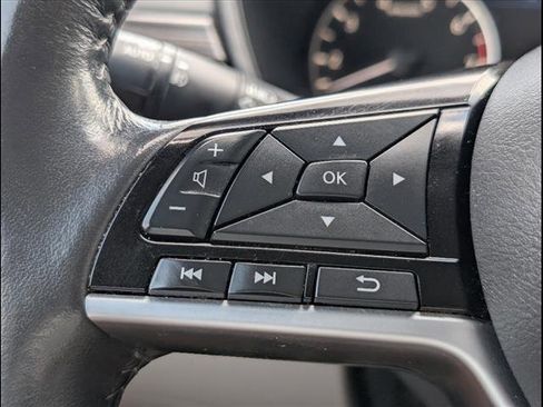 Used 2022 Nissan Altima 2.5 Platinum image 34