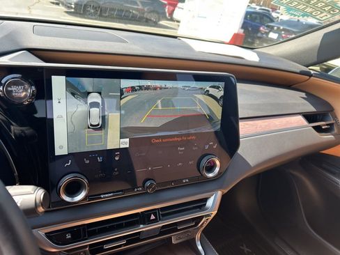 Used 2025 Lexus RX 350 Premium image 12