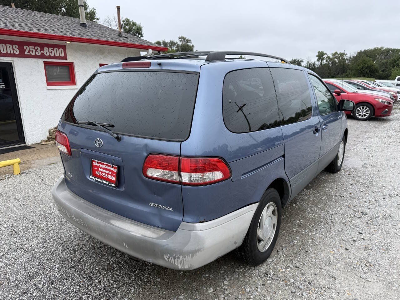 Used 2002 Toyota Sienna LE w/ LE Extra Value Pkg FWD image 3