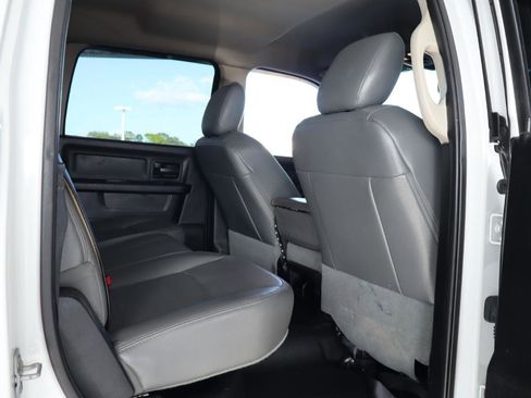 Used 2015 RAM 3500 Tradesman AWD/4WD image 32