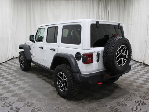 Used 2025 Jeep Wrangler Unlimited Rubicon image 34