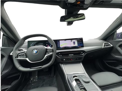 Used 2026 BMW 230i Coupe w/ Premium Package RWD image 27