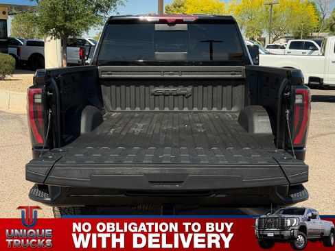 Used 2024 GMC Sierra 2500 AT4 w/ AT4 Premium Plus Package image 6