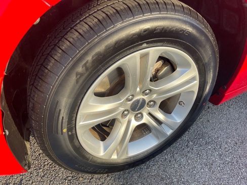 Used 2023 Dodge Charger SXT image 6