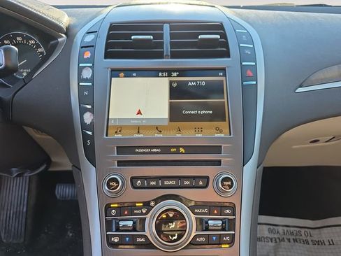 Used 2017 Lincoln MKZ Reserve w/ Climate Package image 10