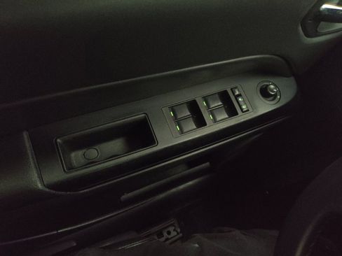 Used 2016 Jeep Patriot Sport w/ Power Value Group FWD image 27