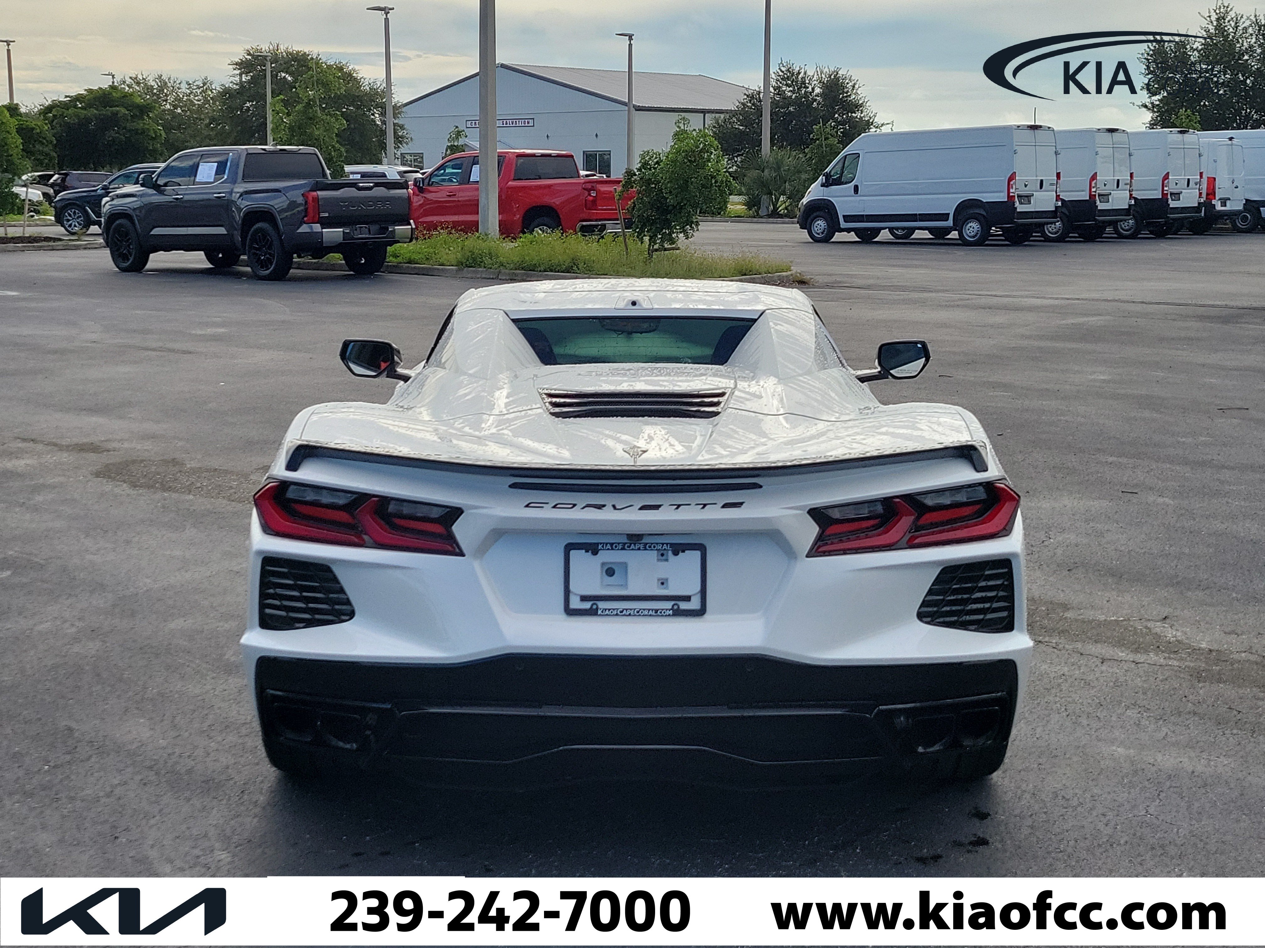 Used 2023 Chevrolet Corvette Stingray Premium Conv w/ Z51 Performance Package RWD image 6