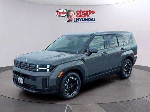 New 2026 Hyundai Santa Fe SE image 1