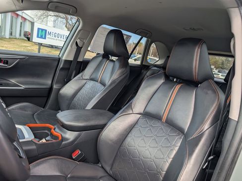 Used 2020 Toyota RAV4 Adventure image 18