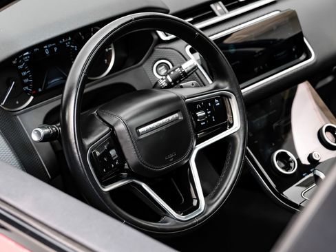 Used 2023 Land Rover Range Rover Velar R-Dynamic S image 20