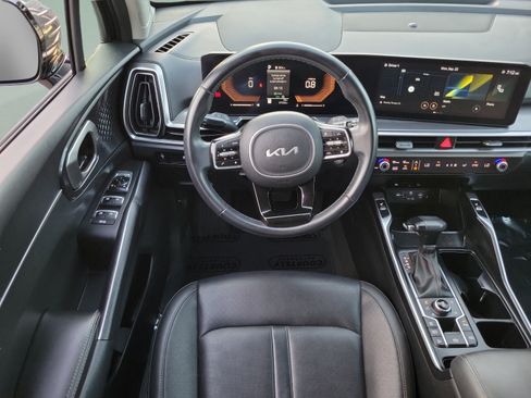 Certified 2024 Kia Sorento S AWD/4WD image 9