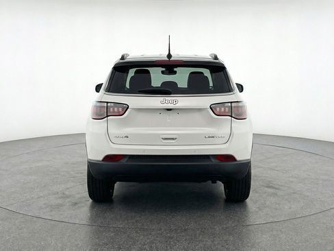 Used 2025 Jeep Compass Limited image 7