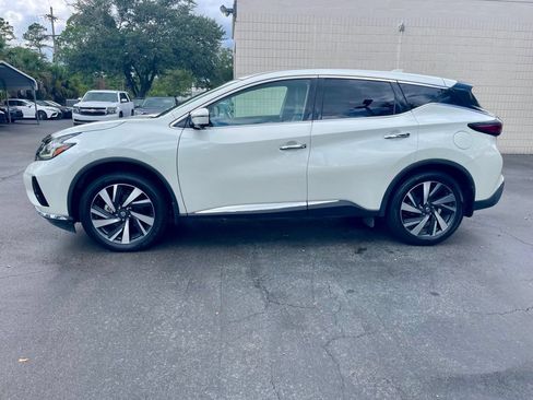 Used 2022 Nissan Murano SL w/ SL Moonroof Package FWD image 2