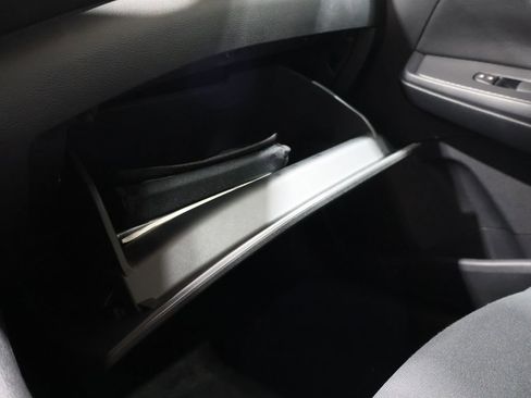 Used 2024 Nissan Sentra S image 29