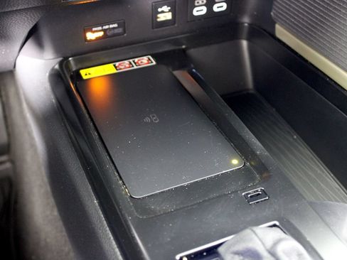 Used 2026 Toyota Camry SE w/ Multimedia Upgrade Package FWD image 25