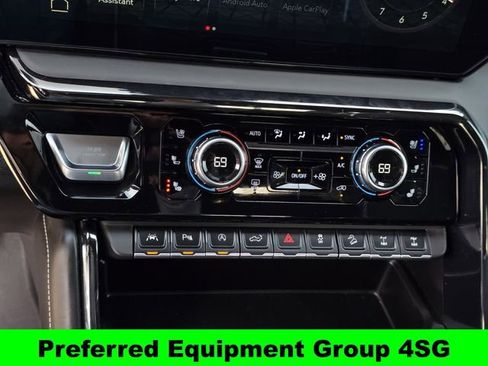 Used 2024 GMC Sierra 1500 AT4X image 23