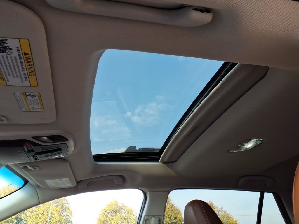 Used 2021 Subaru Outback Touring XT AWD/4WD image 11