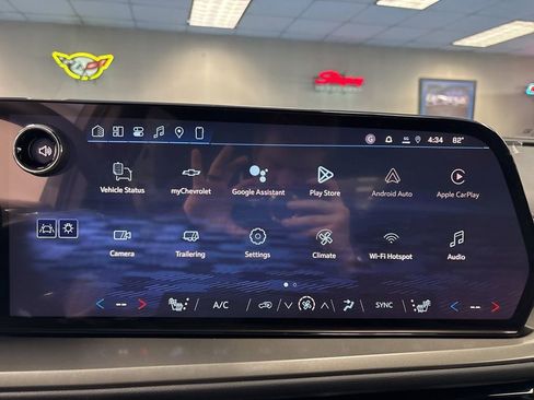 New 2026 Chevrolet Traverse LT AWD/4WD image 34