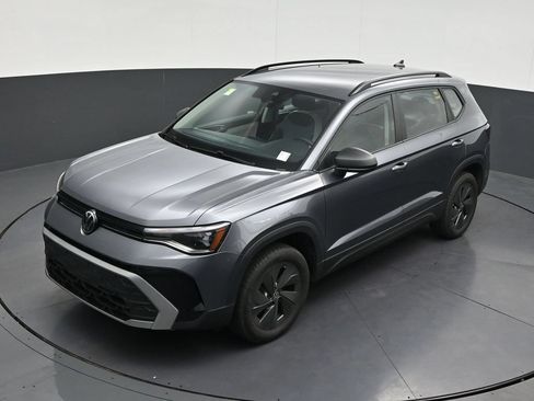 Used 2026 Volkswagen Taos S FWD image 14