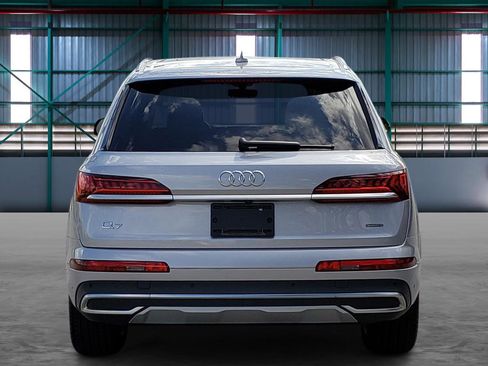 Used 2022 Audi Q7 3.0T Premium image 4