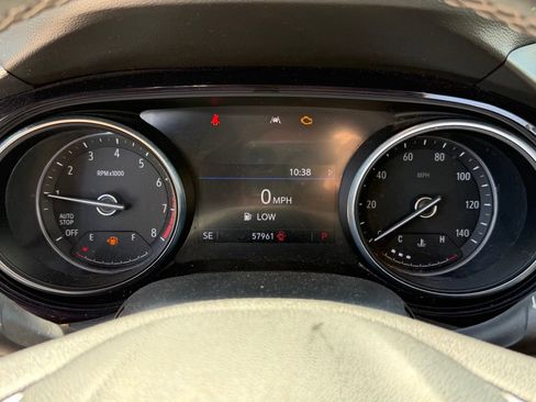 Used 2022 Buick Encore GX Preferred w/ Sport Touring Package FWD image 15