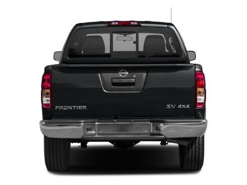 Used 2016 Nissan Frontier SV AWD/4WD image 8